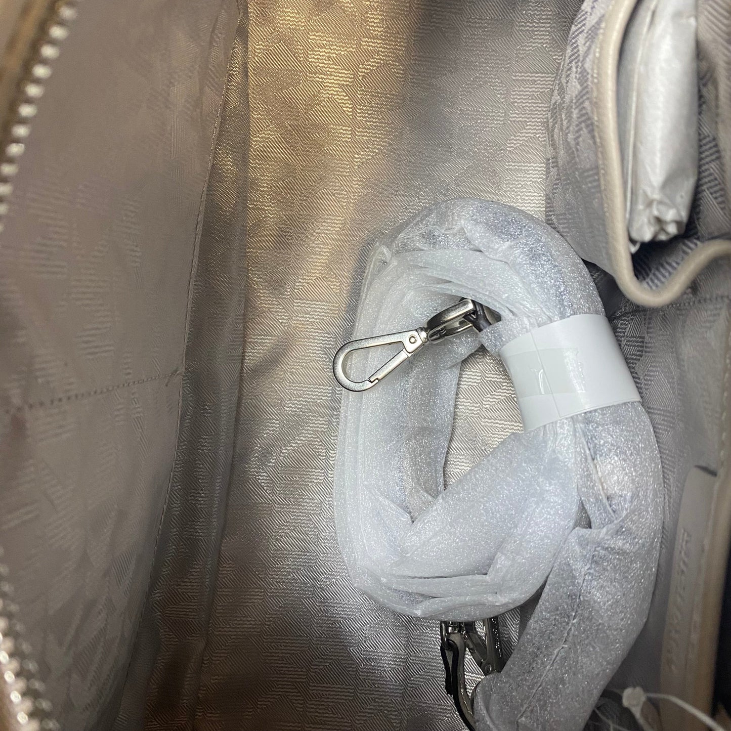 Handbag Designer By Michael Kors, Size: Medium