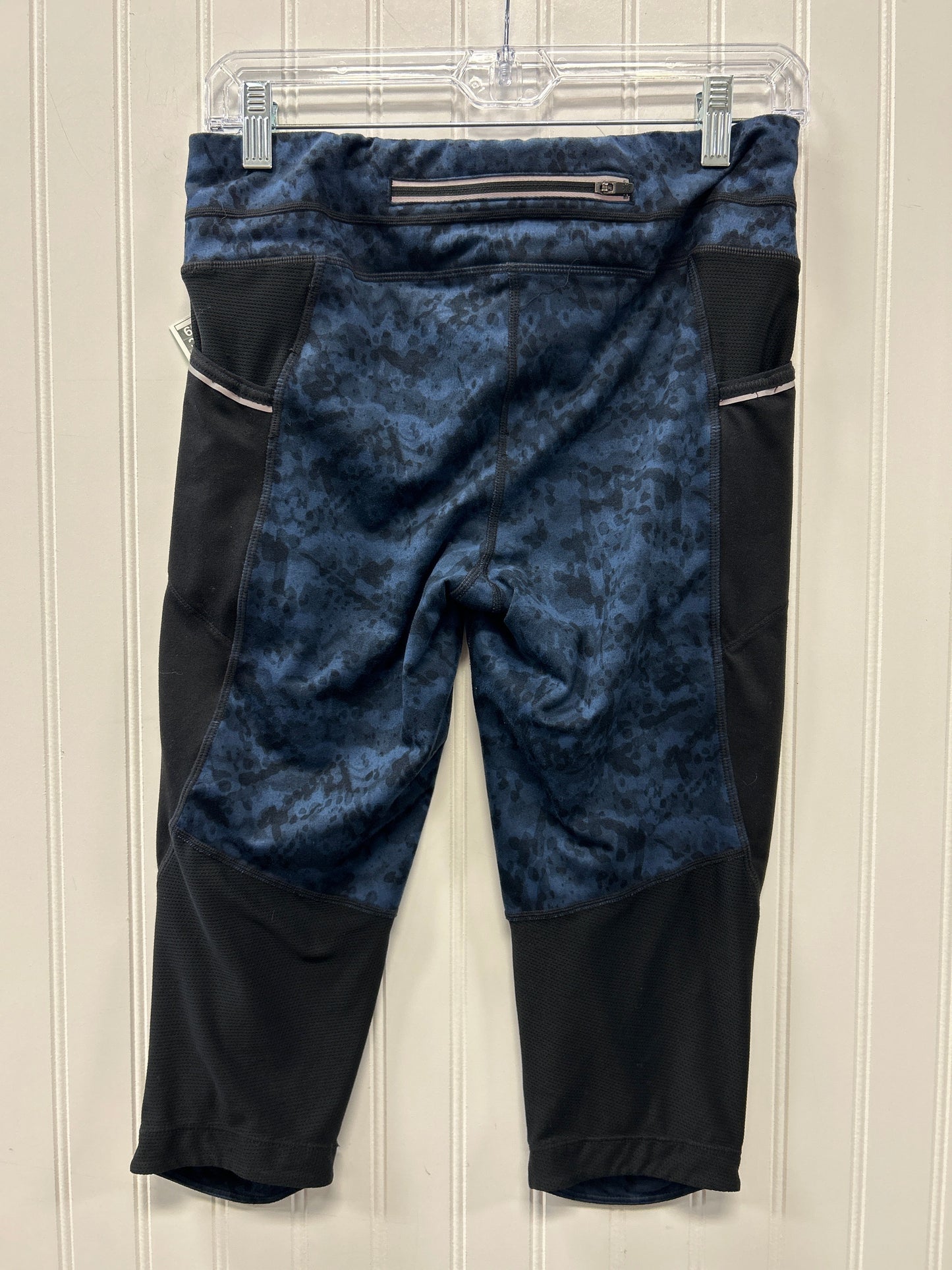 Athletic Leggings Capris By Athleta In Black & Blue, Size:M