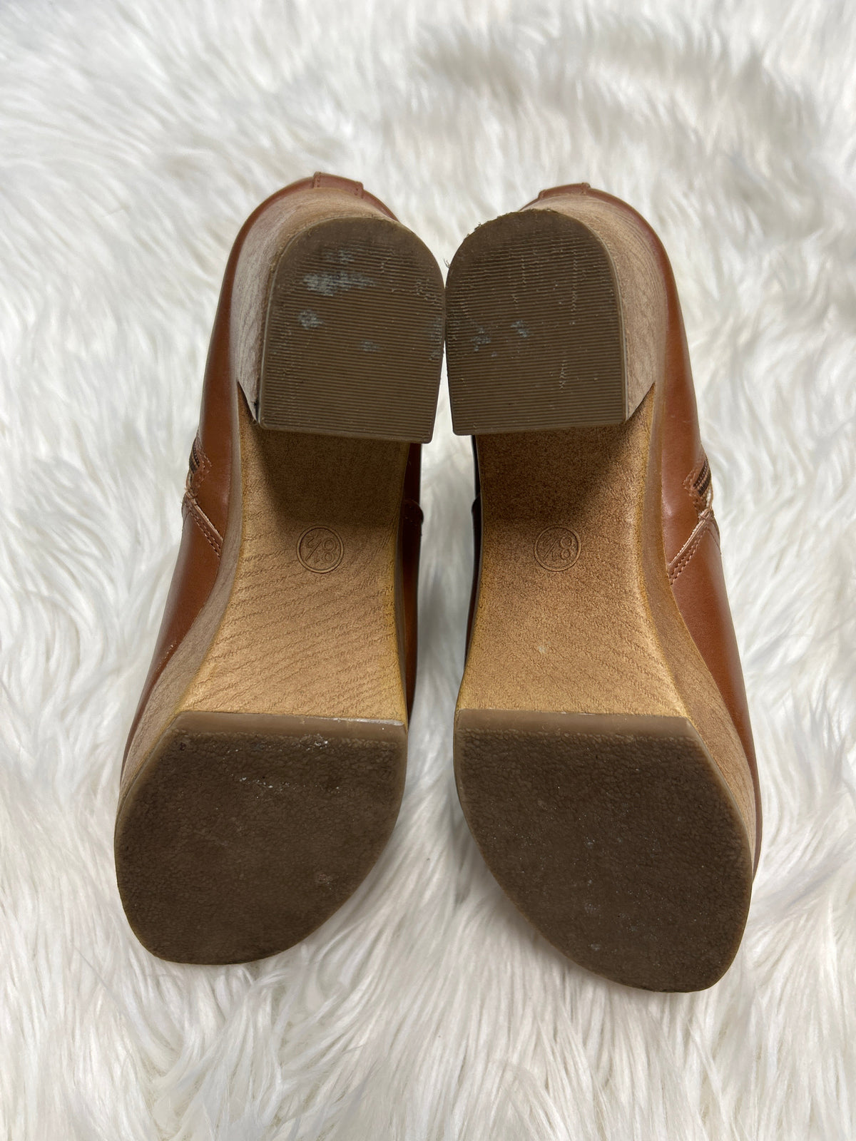 Boots Ankle Heels By Universal Thread In Brown, Size:8.5
