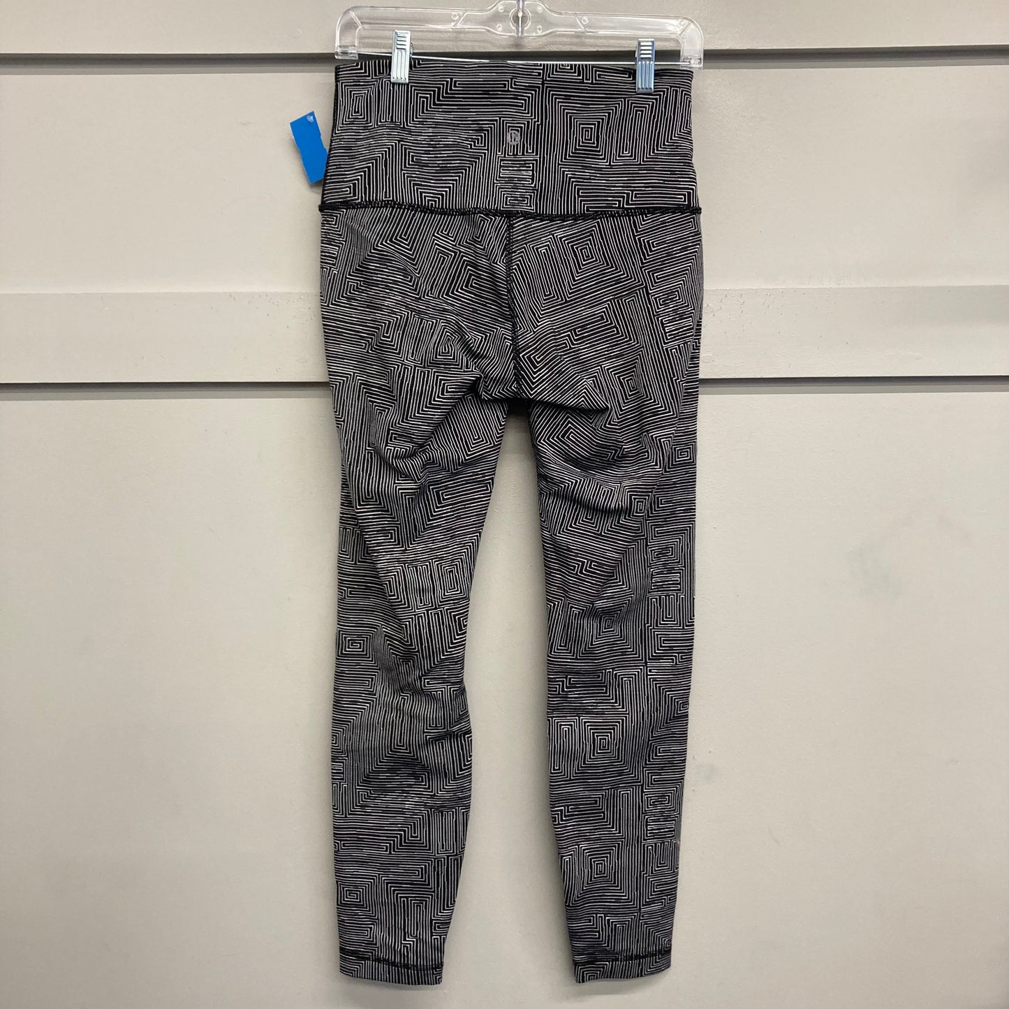 Athletic Leggings By Lululemon In Black & White, Size:M