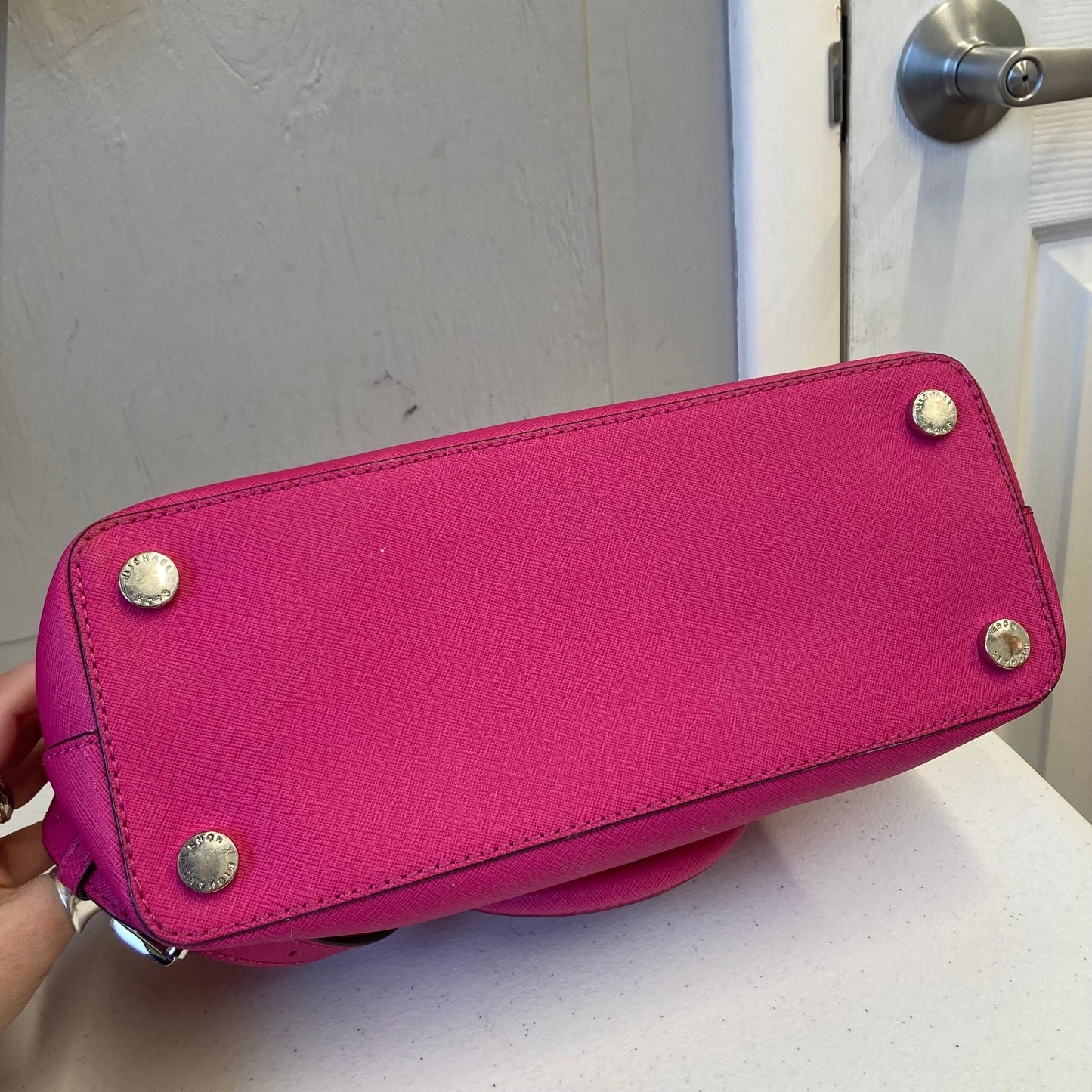 Handbag Designer By Michael Kors In Pink, Size:Medium