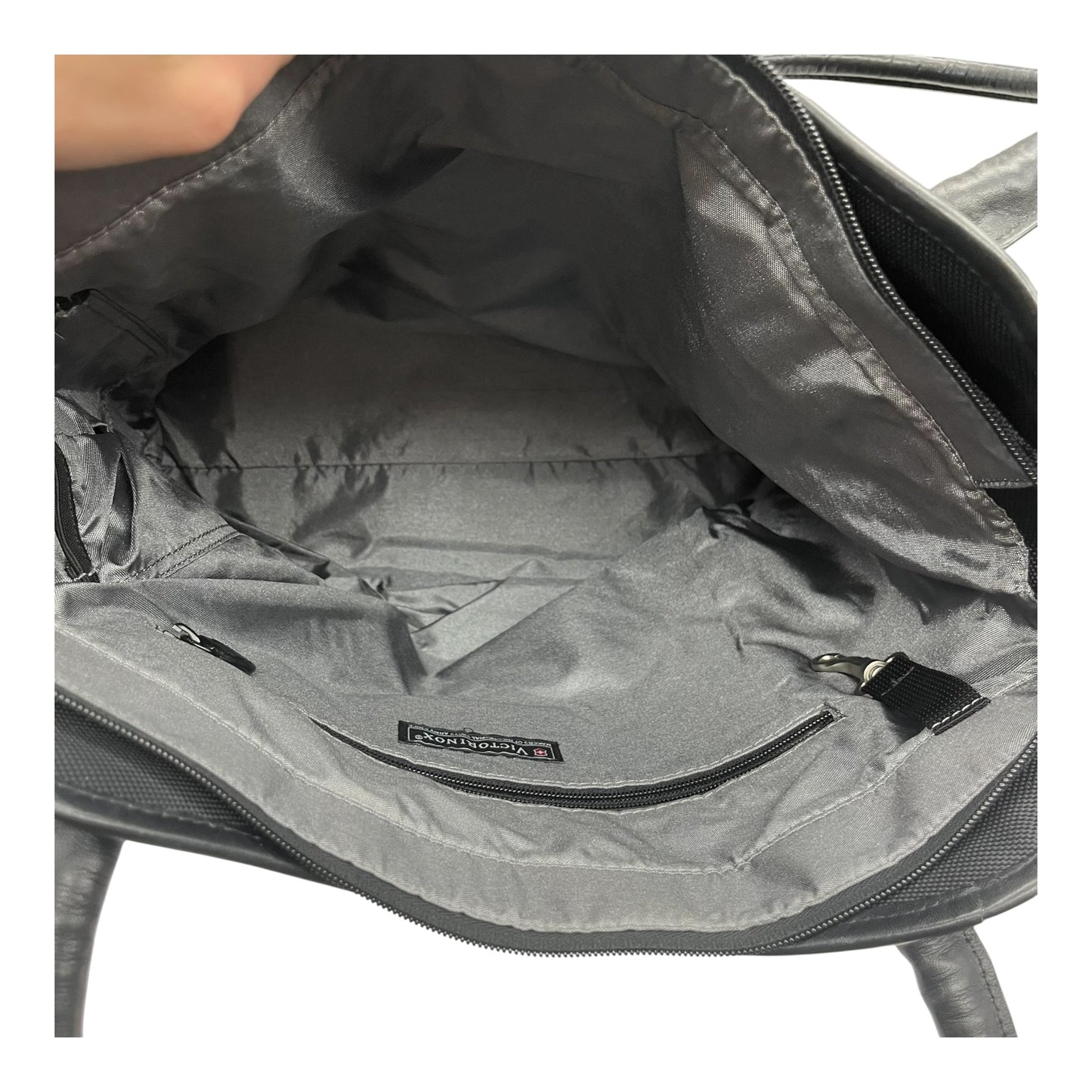 Tote By Clothes Mentor In Black, Size:Medium