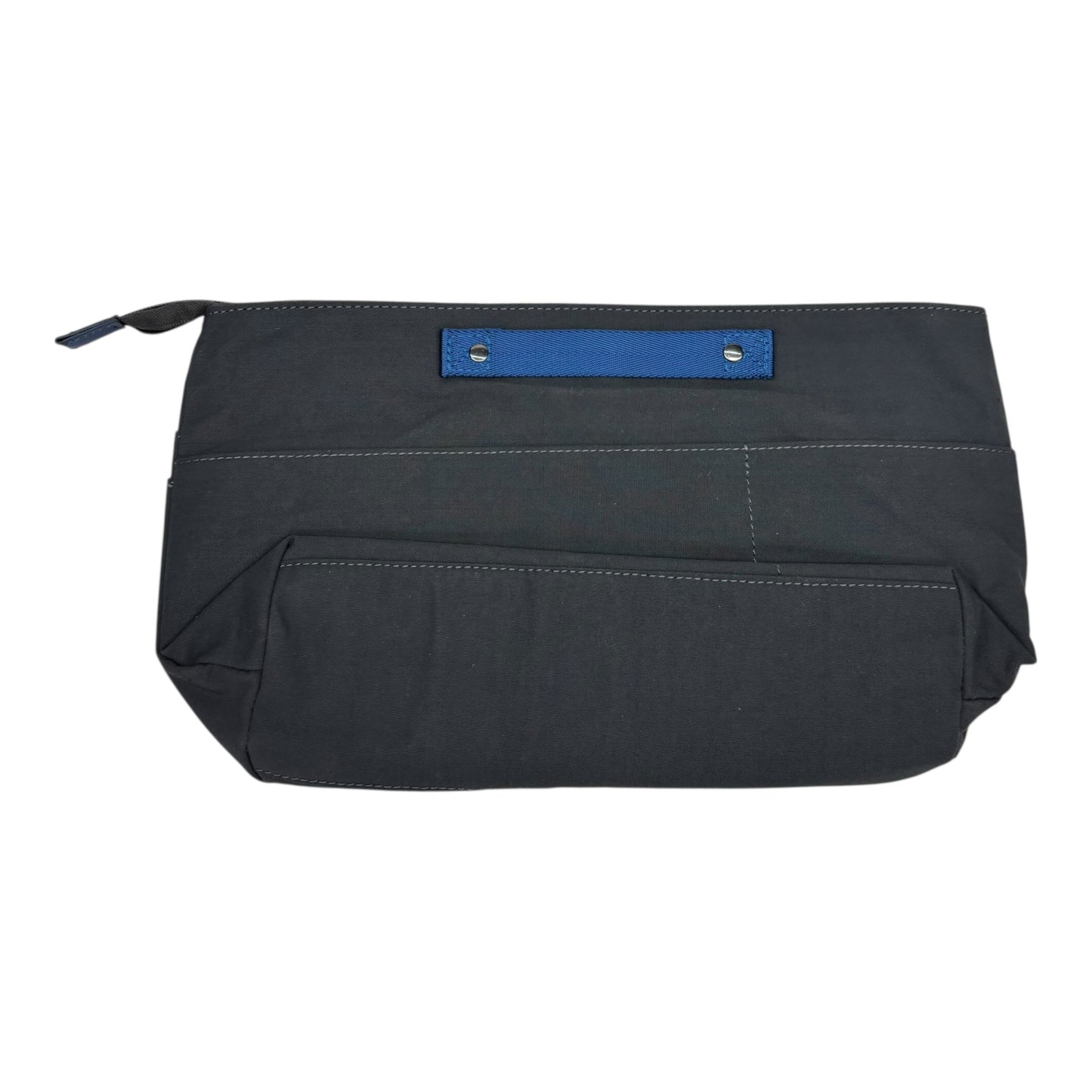 Makeup Bag By Clothes Mentor In Grey, Size:Medium