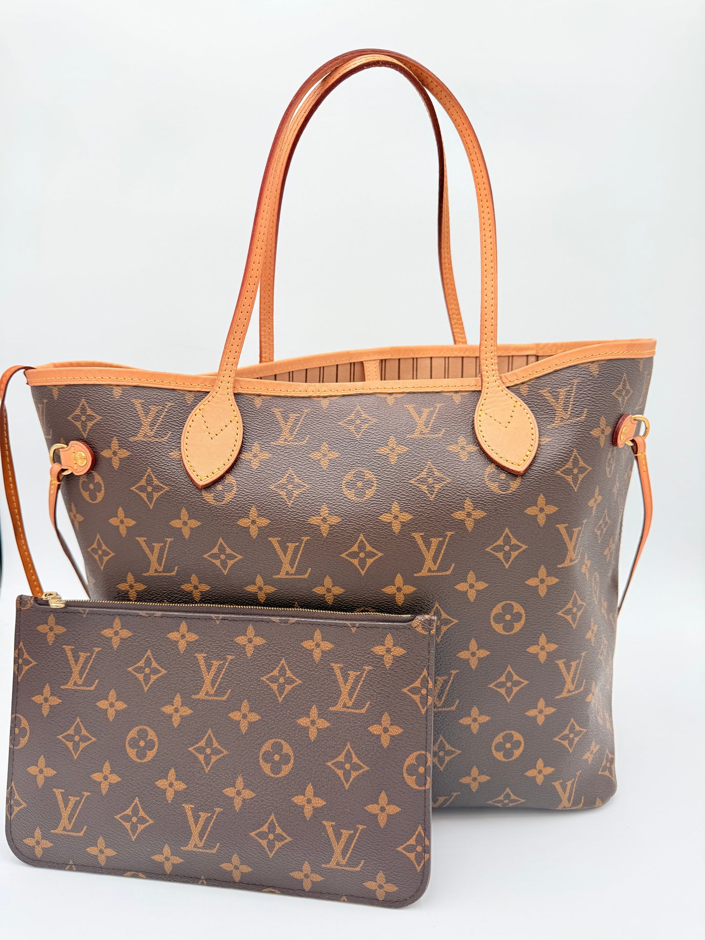 Handbag Luxury Designer By Louis Vuitton In Brown, Size:Medium