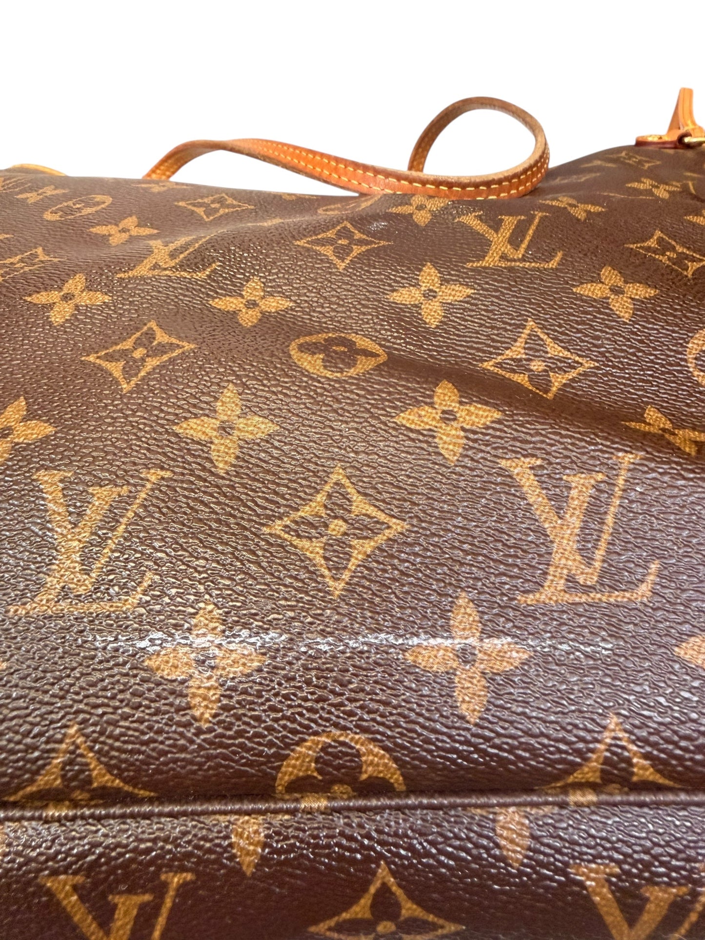 Handbag Luxury Designer By Louis Vuitton, Size: Large