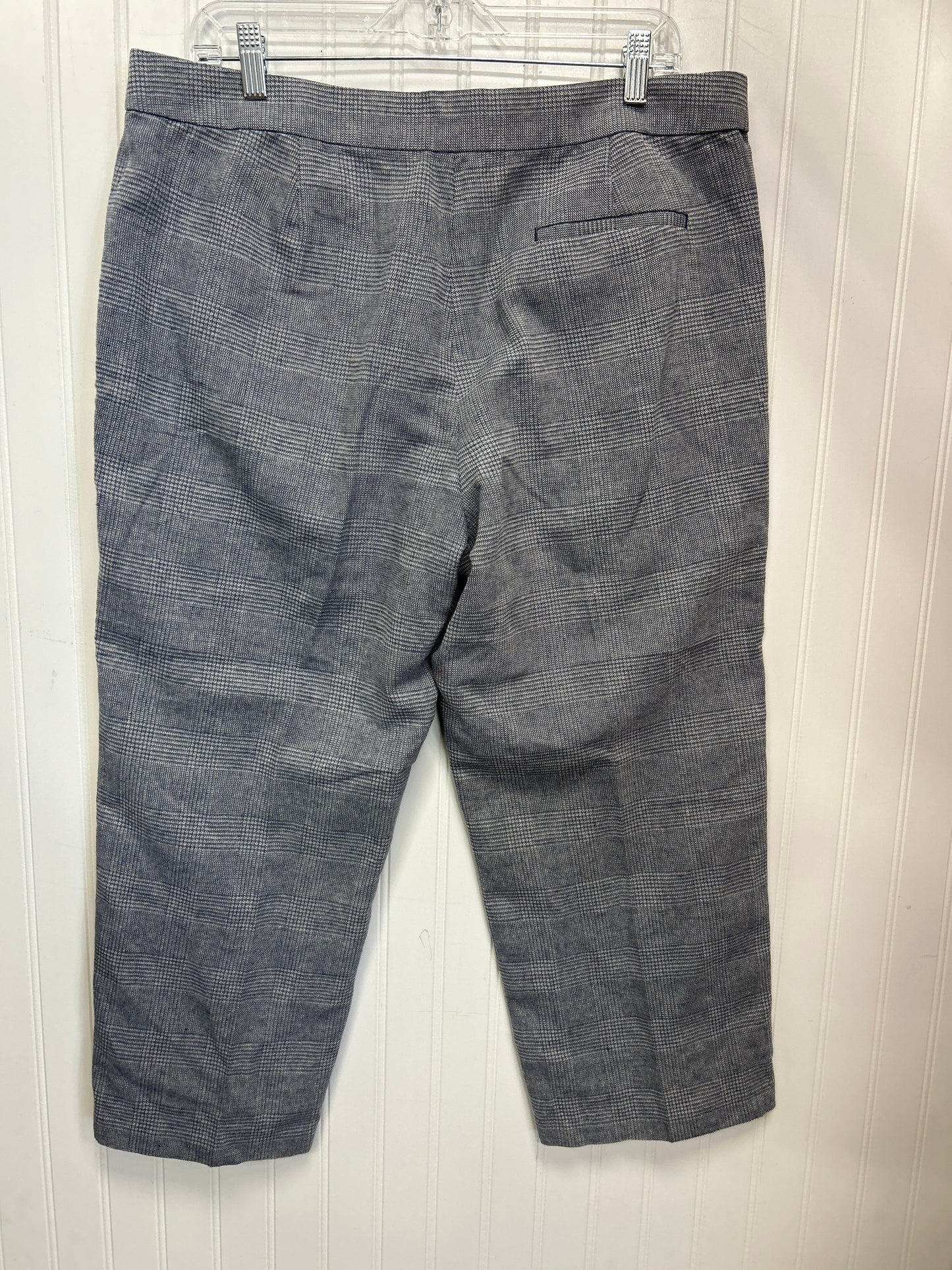 Capris By J. Crew In Grey, Size:14