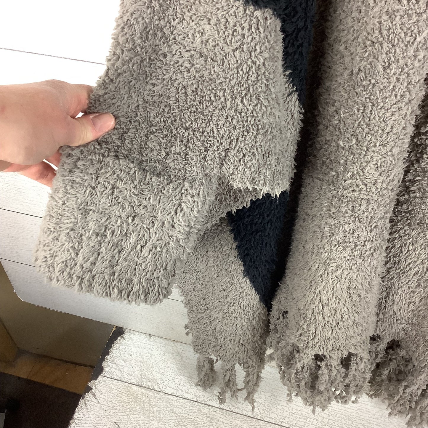 Poncho By Barefoot Dreams In Grey, Size: Osfm