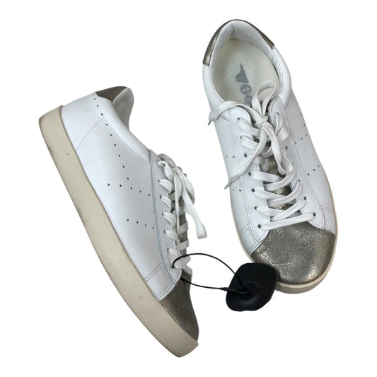Shoes Sneakers By Gola In White, Size:7