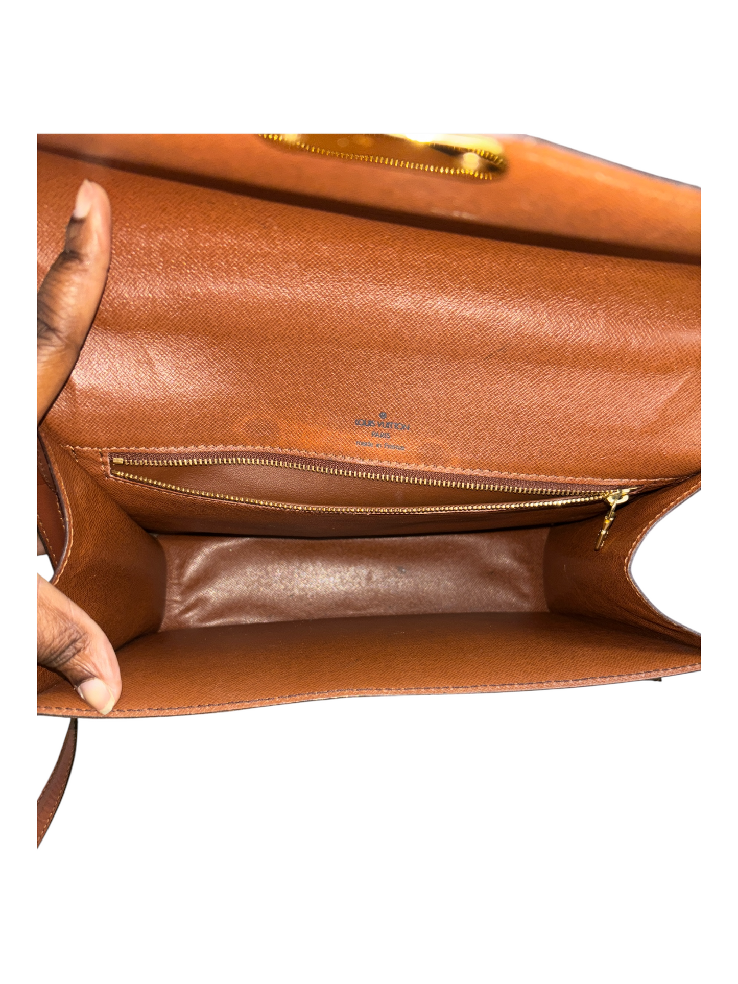 Handbag Luxury Designer By Louis Vuitton, Size: Medium