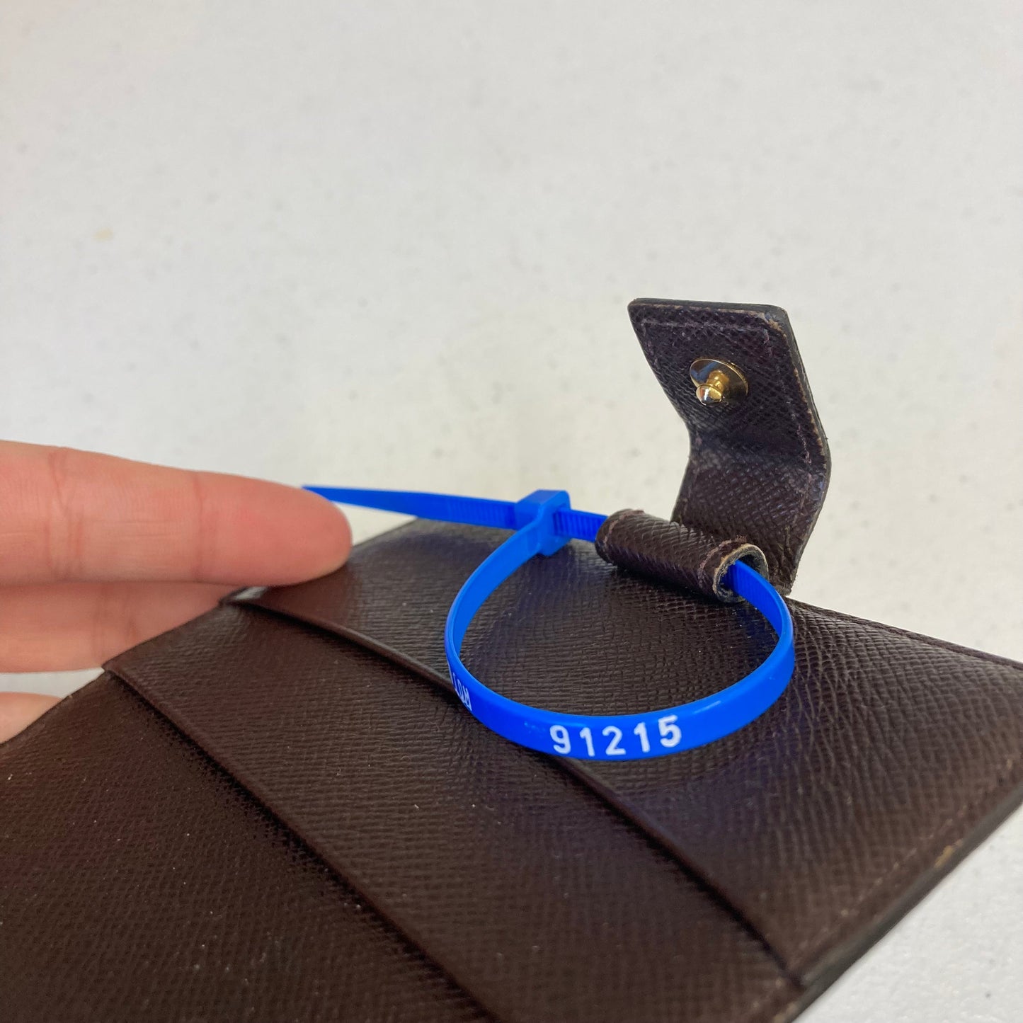 Wallet Luxury Designer By Louis Vuitton In Brown & Cream, Size:Small