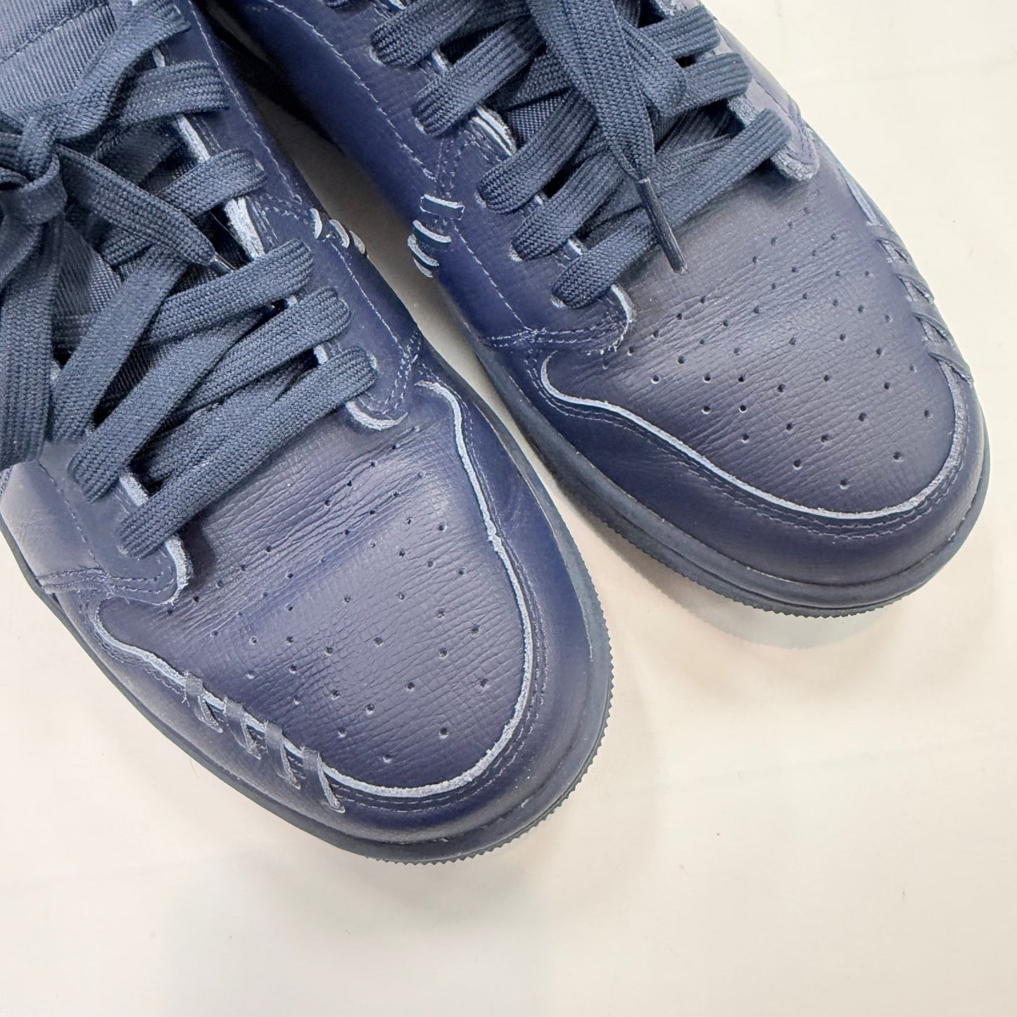 Shoes Luxury Designer By Jordan In Blue, Size: 9.5