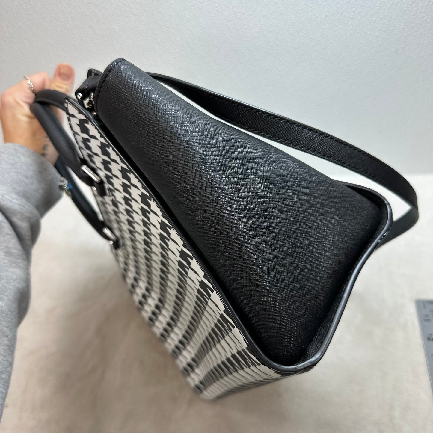 Crossbody Designer By Michael By Michael Kors, Size: Medium