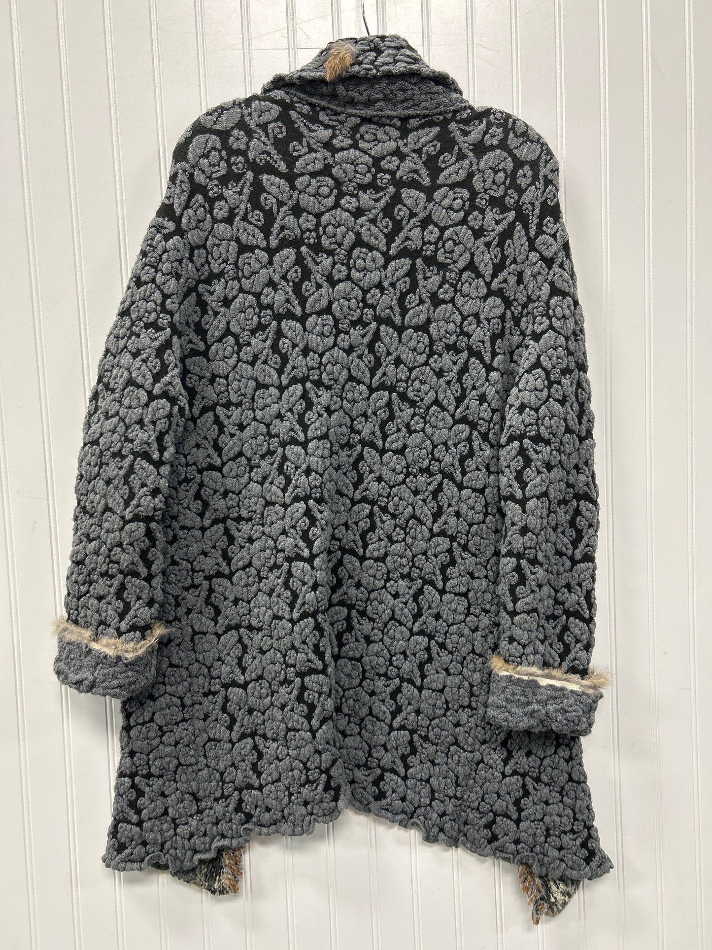 Sweater Cardigan By Clothes Mentor In Grey, Size:L