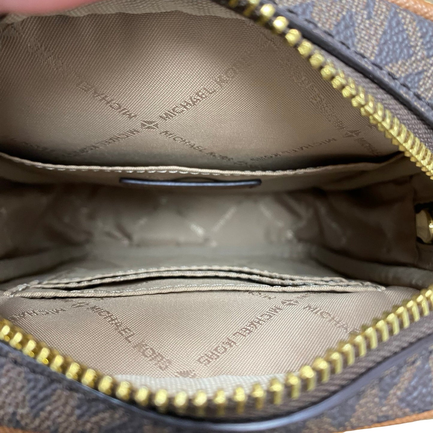 Handbag Designer By Michael Kors In Brown, Size:Medium