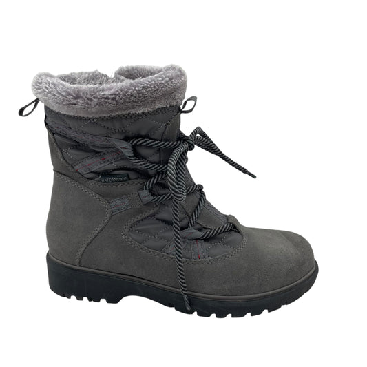 GREY BOOTS SNOW by BARE TRAPS Size:6