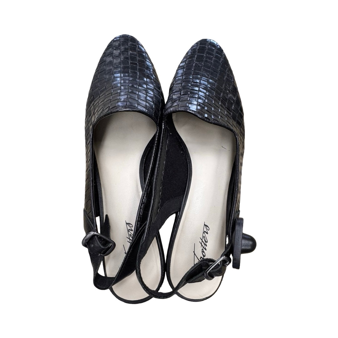 Shoes Flats By TROTTERS In Black, Size:9.5