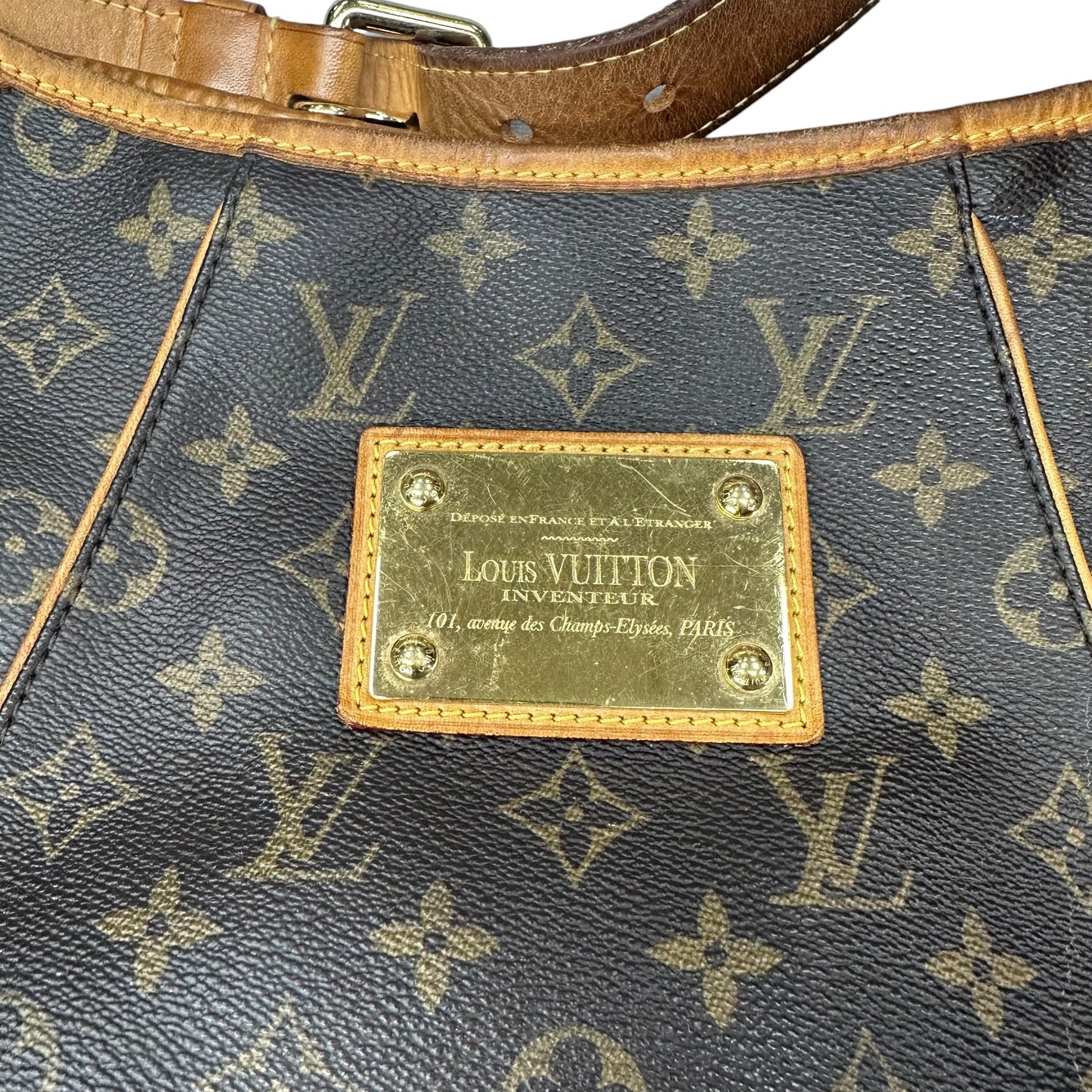 Handbag Luxury Designer By Louis Vuitton In Brown