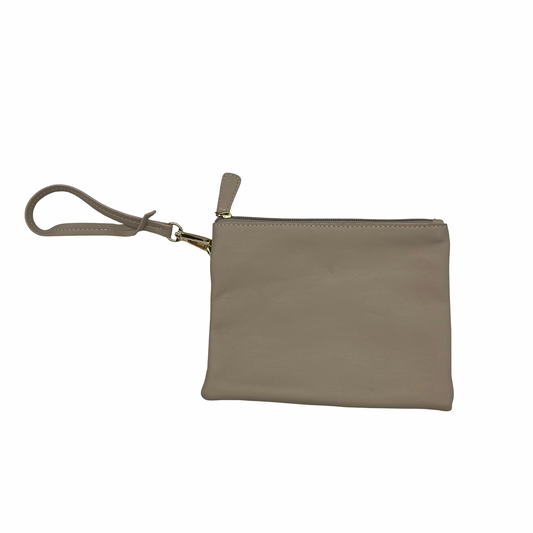 Wristlet By Clothes Mentor In Cream, Size:Medium