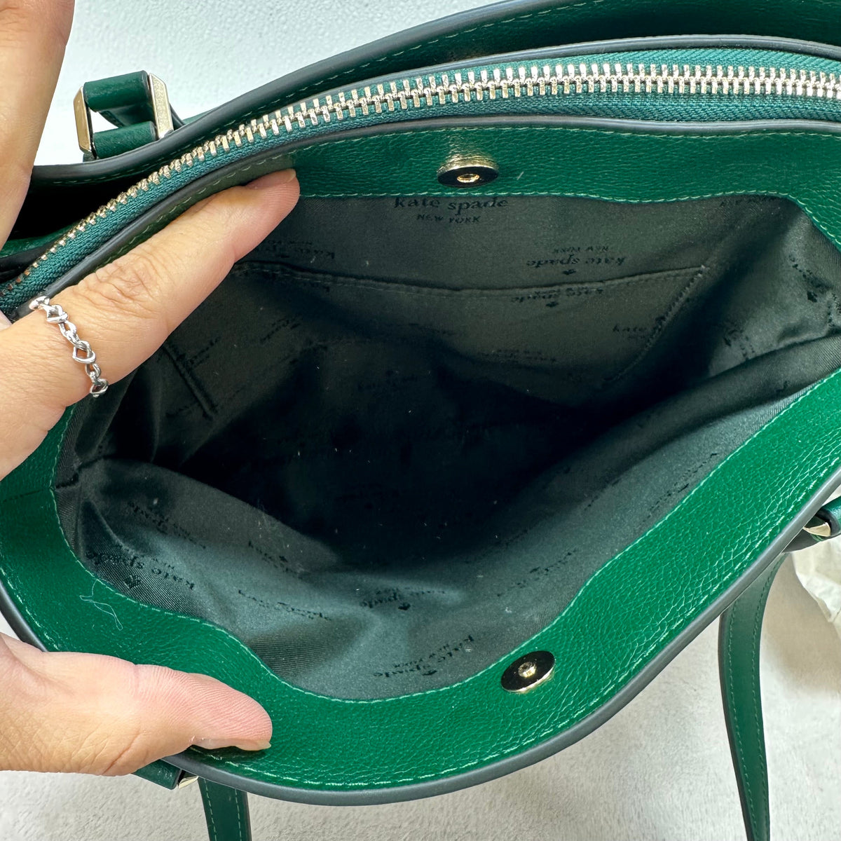 Handbag Designer By Kate Spade, Size: Medium