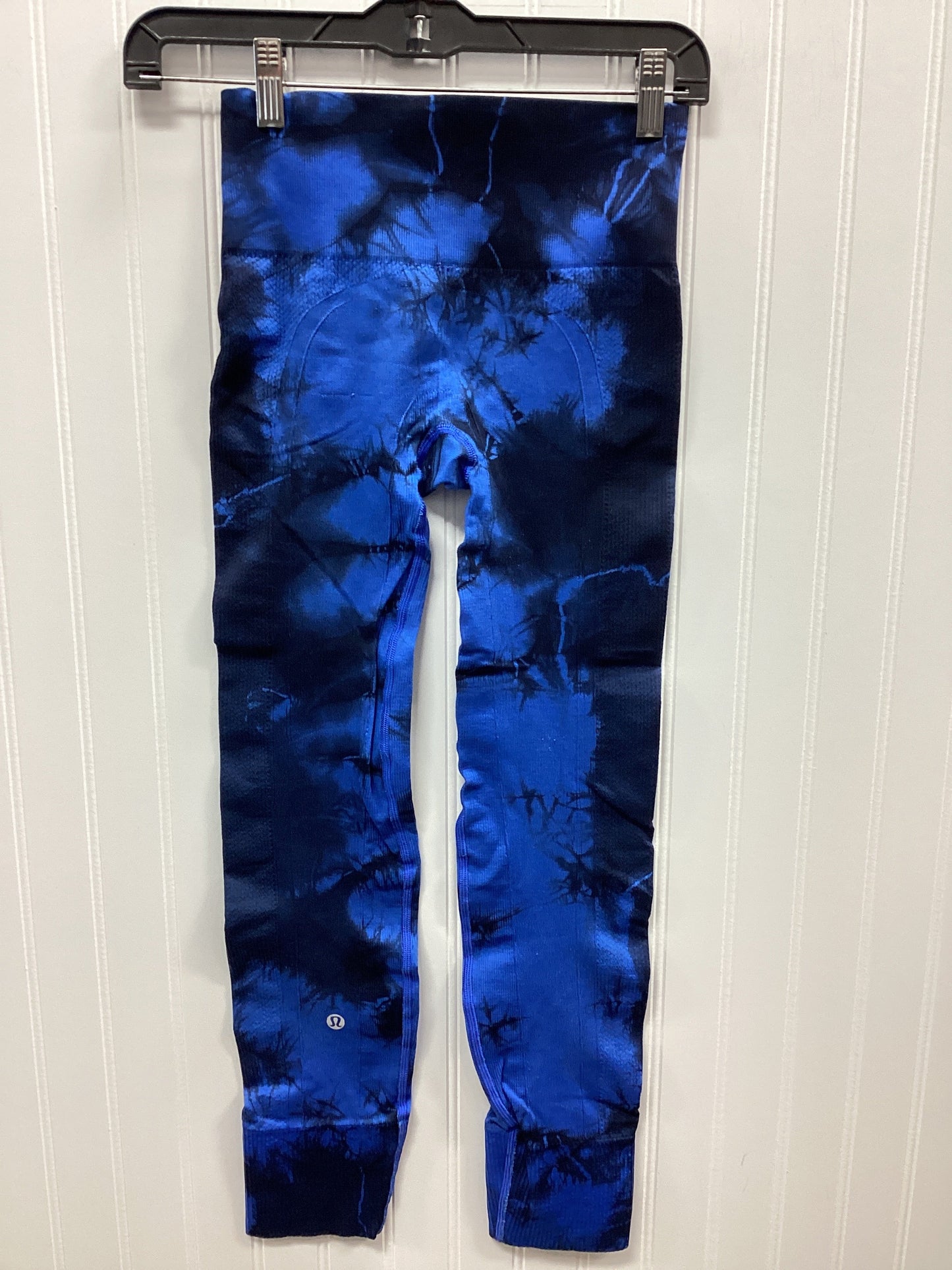 Athletic Leggings Capris By Lululemon In Blue, Size:2