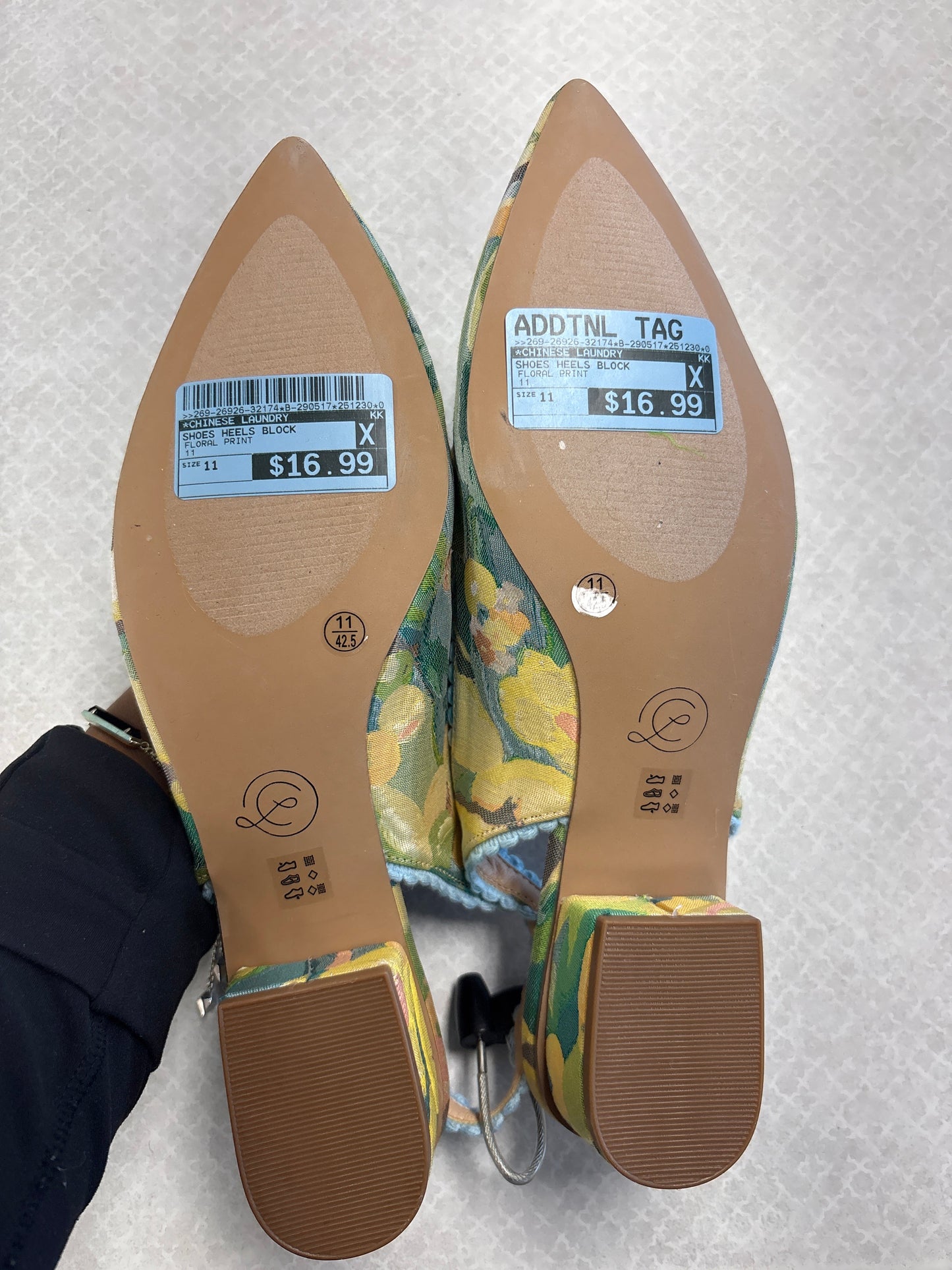 Shoes Heels Block By Chinese Laundry In Floral Print, Size:11