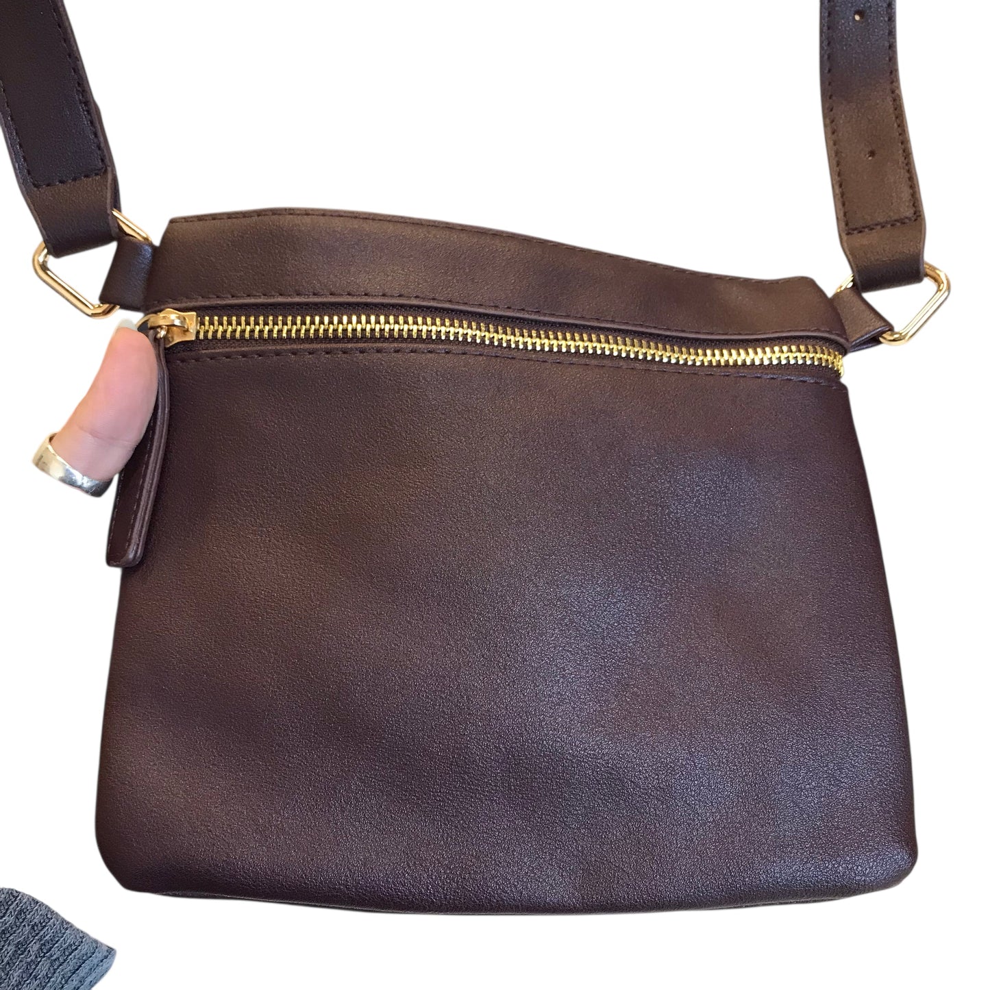 Crossbody By Lulu Dharma In Maroon, Size:Small