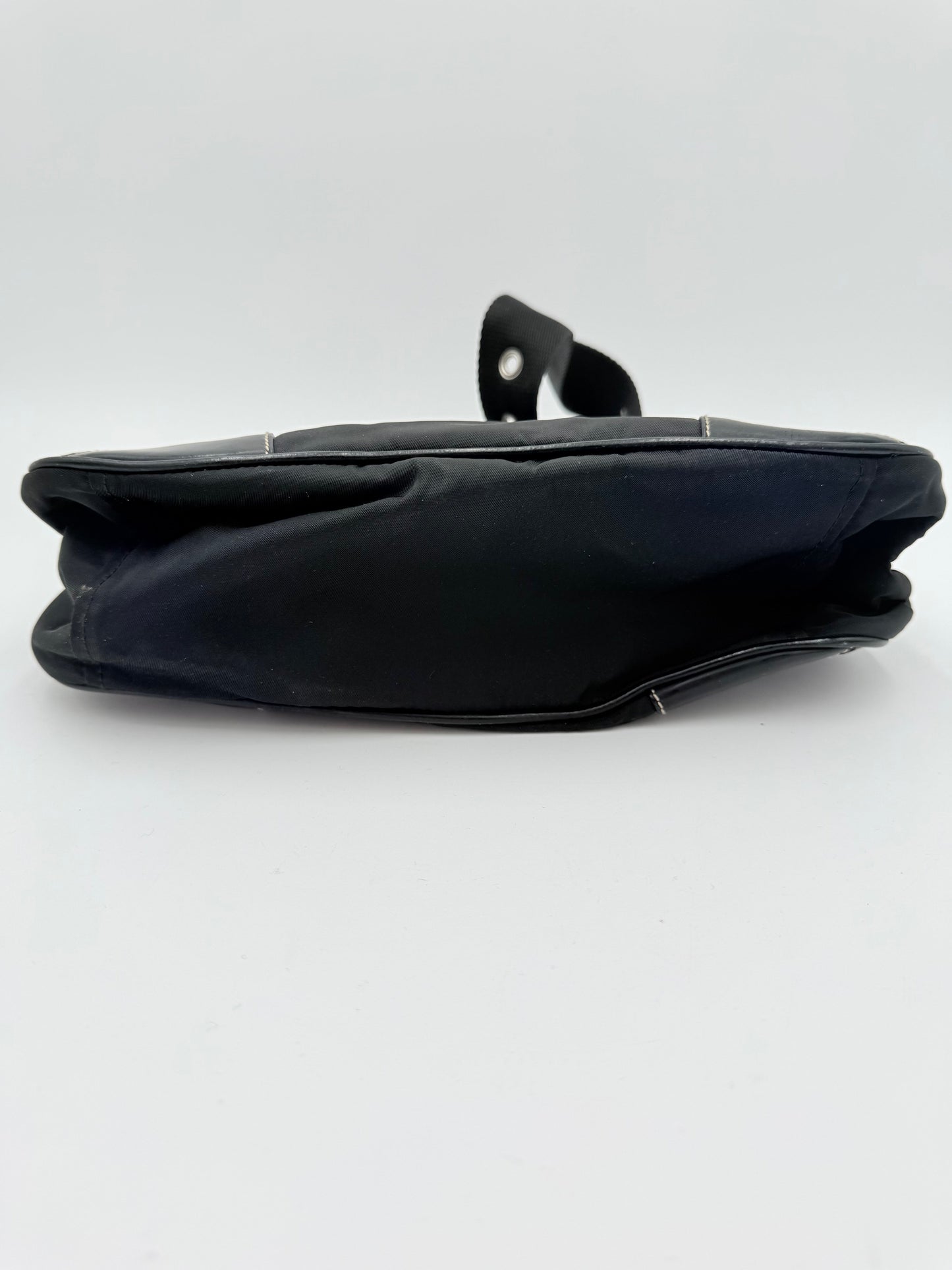 Handbag Luxury Designer By Prada In Black, Size:Medium