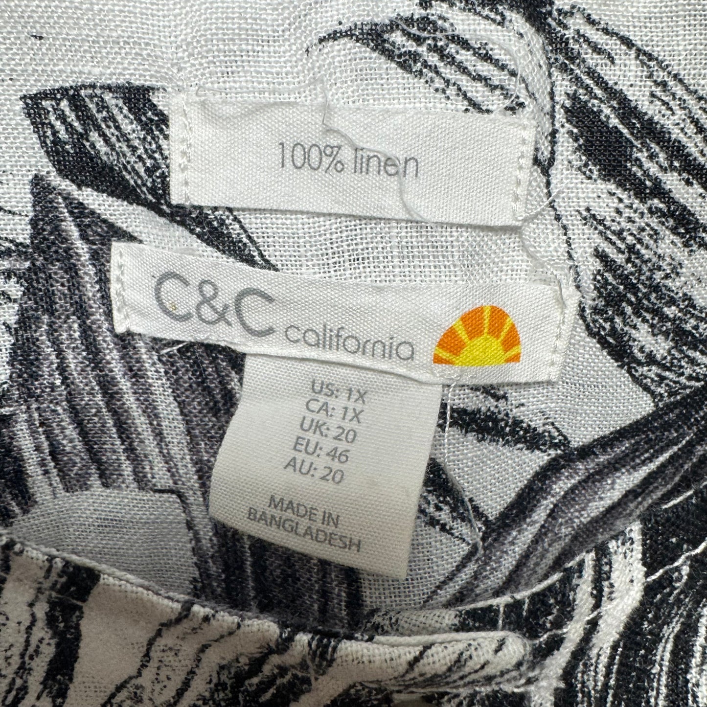 Linen Top Long Sleeve By C And C In Black & White, Size: 1x