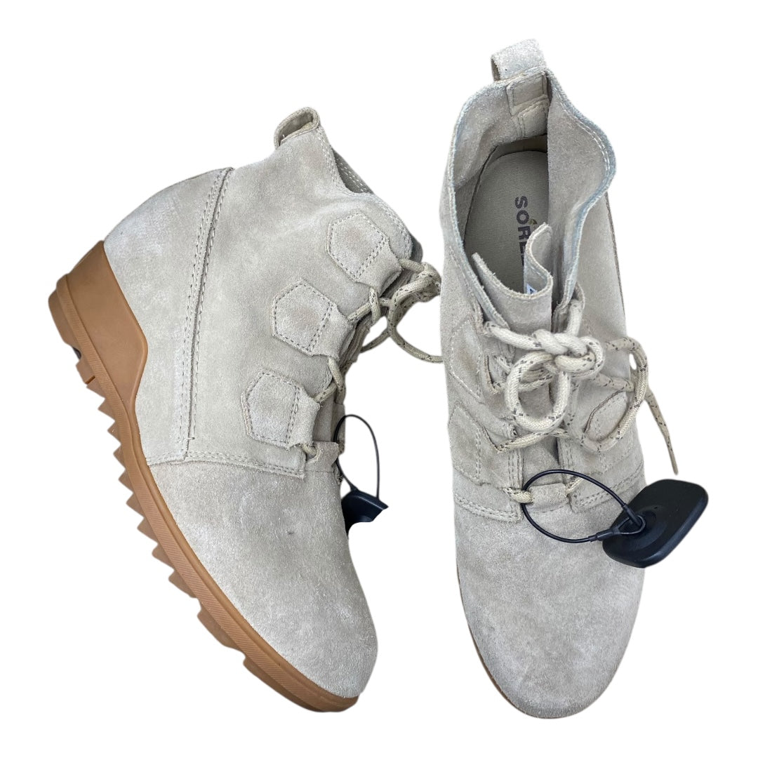 Boots Designer By Sorel In Beige, Size:10