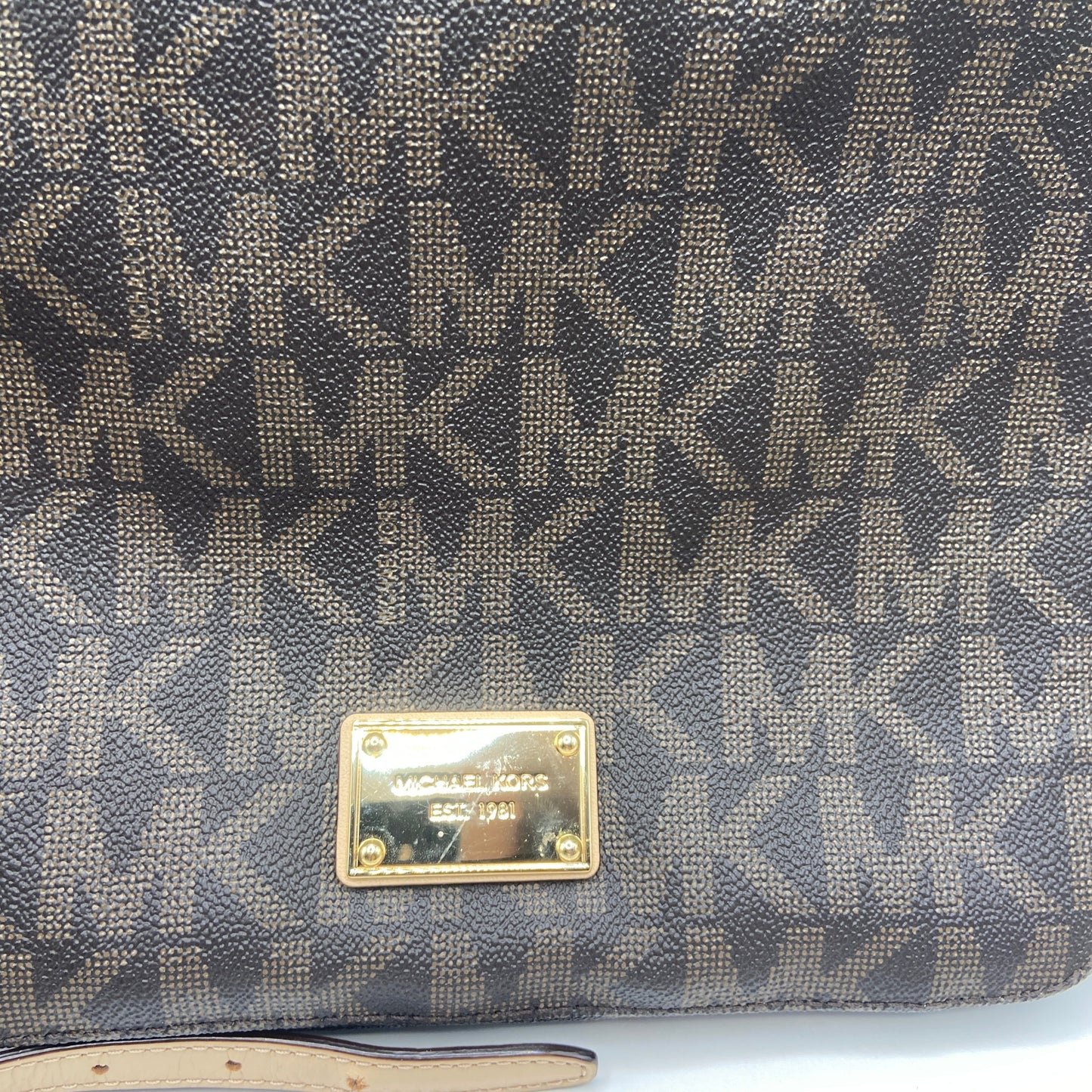 Crossbody Designer By Michael By Michael Kors, Size: Medium