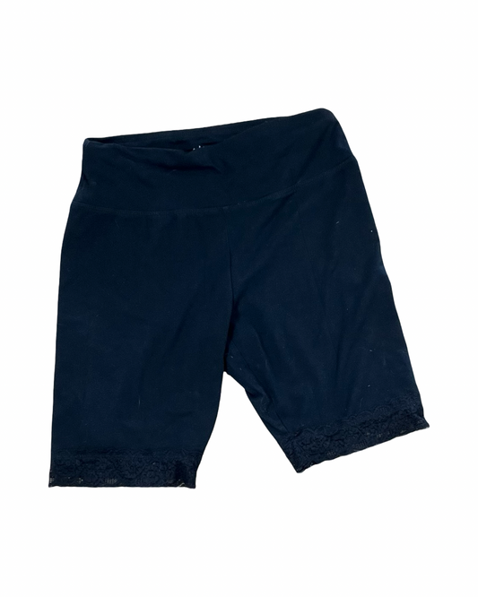 Shorts By Colsie In Black, Size:L