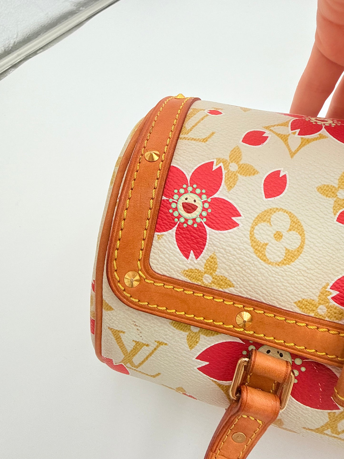 Handbag Luxury Designer By Louis Vuitton, Size: Small