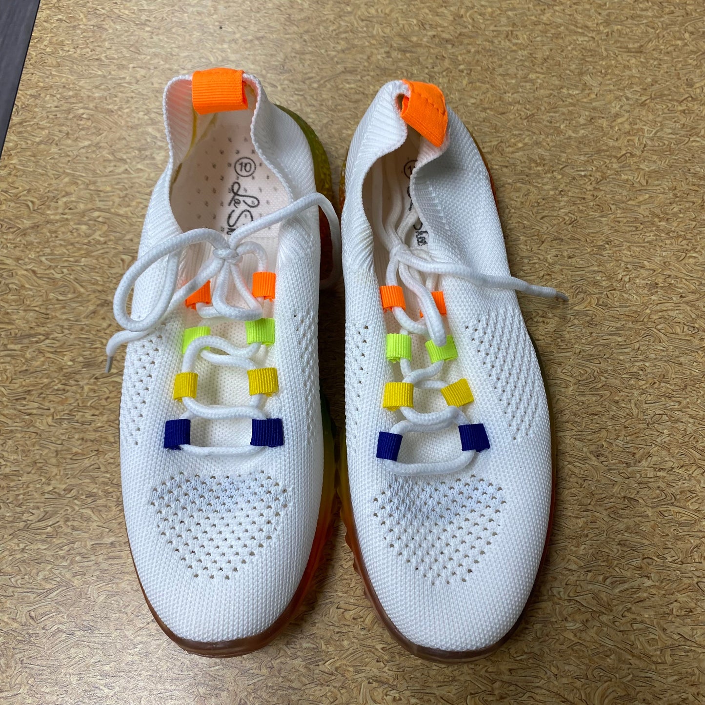 Shoes Athletic By Cme In White, Size:10