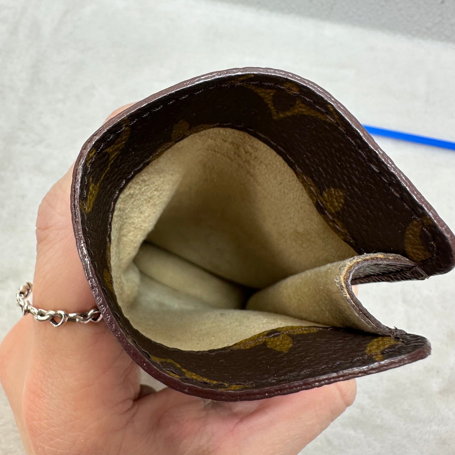 Sunglass Case Luxury Designer By Louis Vuitton