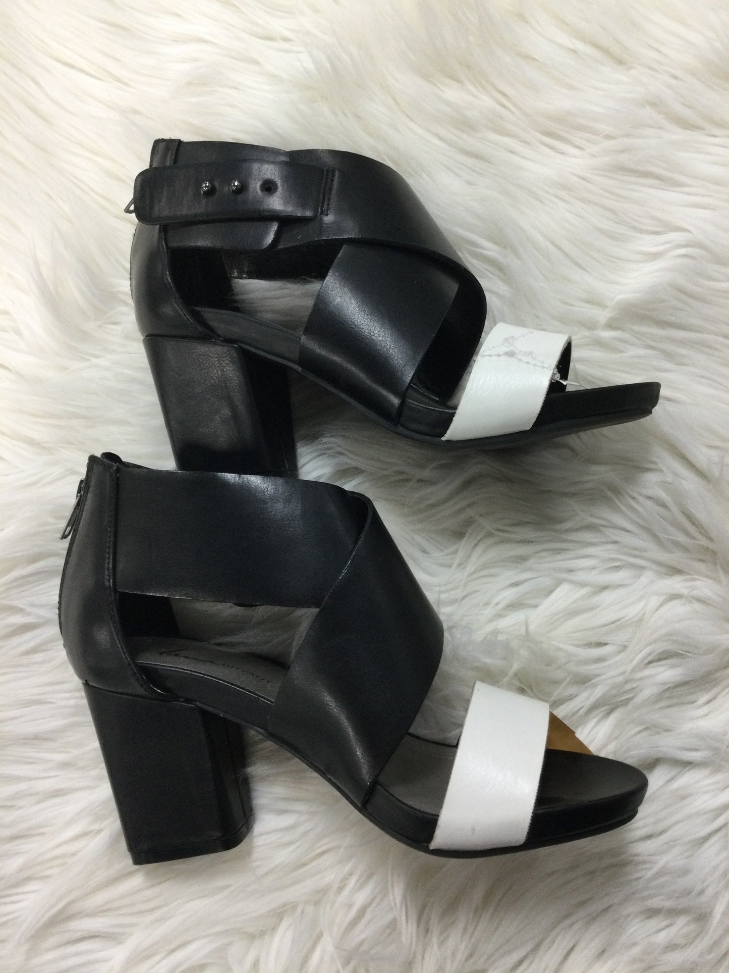 Sandals Heels Block By Lane Bryant In Black & White, Size:7