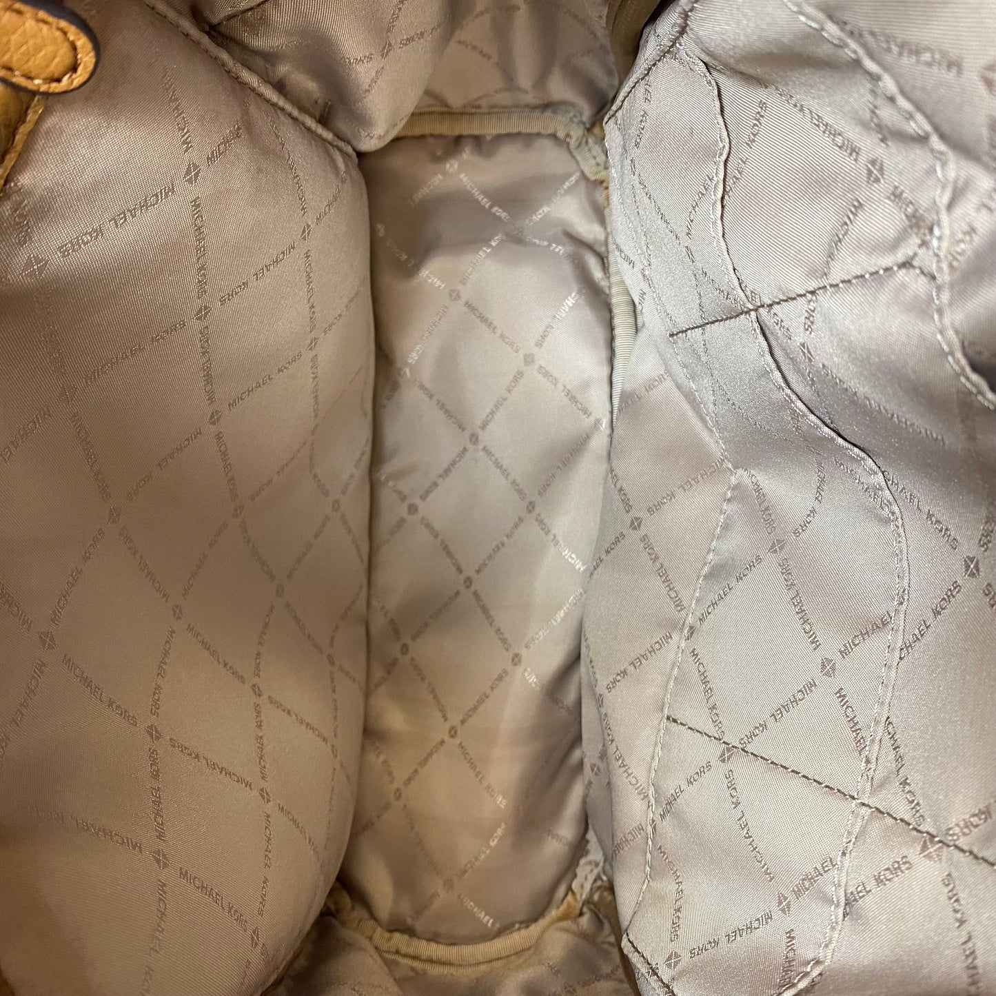 Backpack Designer By Michael Kors, Size: Medium