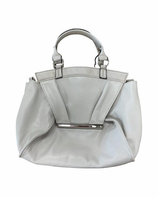 Handbag By Clothes Mentor In Tan, Size:Medium