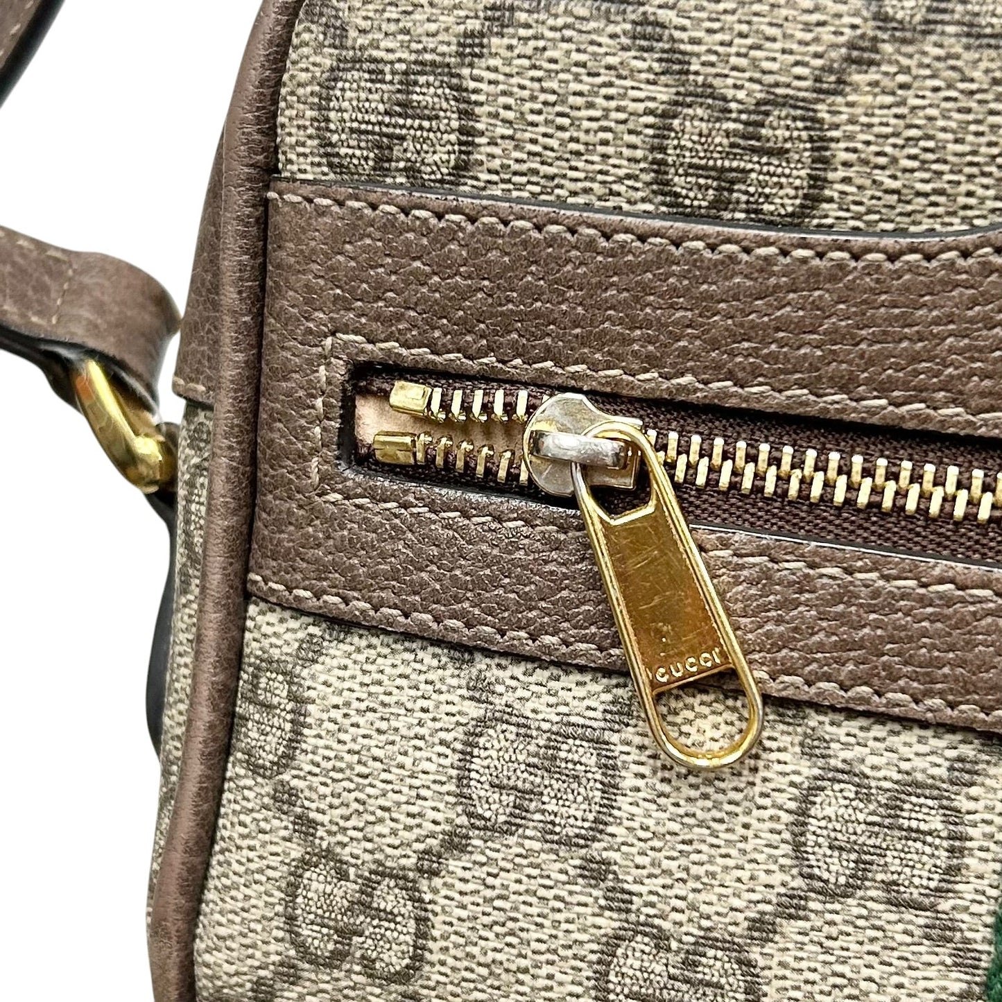 Crossbody Luxury Designer By Gucci, Size: Small