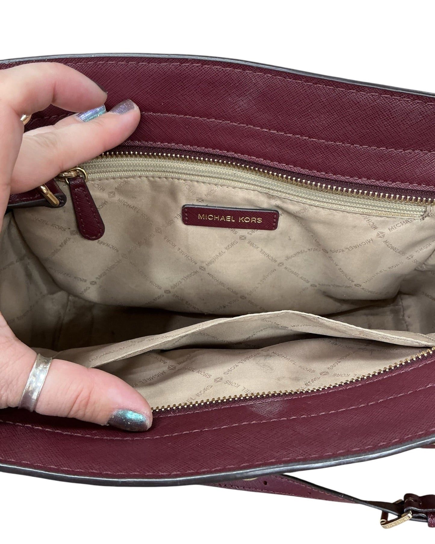 Handbag Designer By Michael Kors In Maroon, Size:Medium