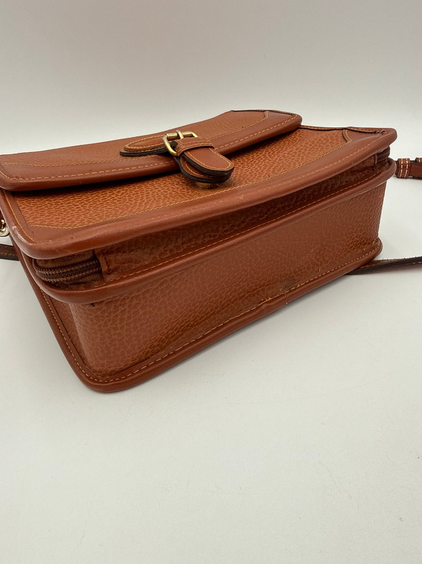 Crossbody Designer By Dooney And Bourke, Size: Medium