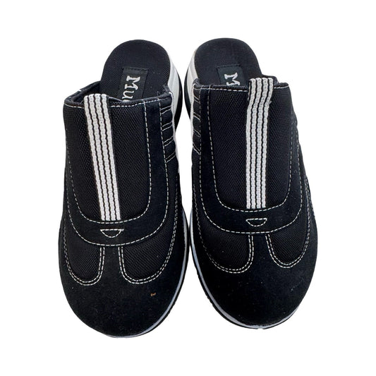 Shoes Flats By Mudd In Black, Size:8