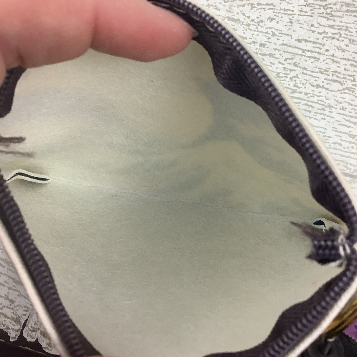 Coin Purse By Clothes Mentor, Size: Small