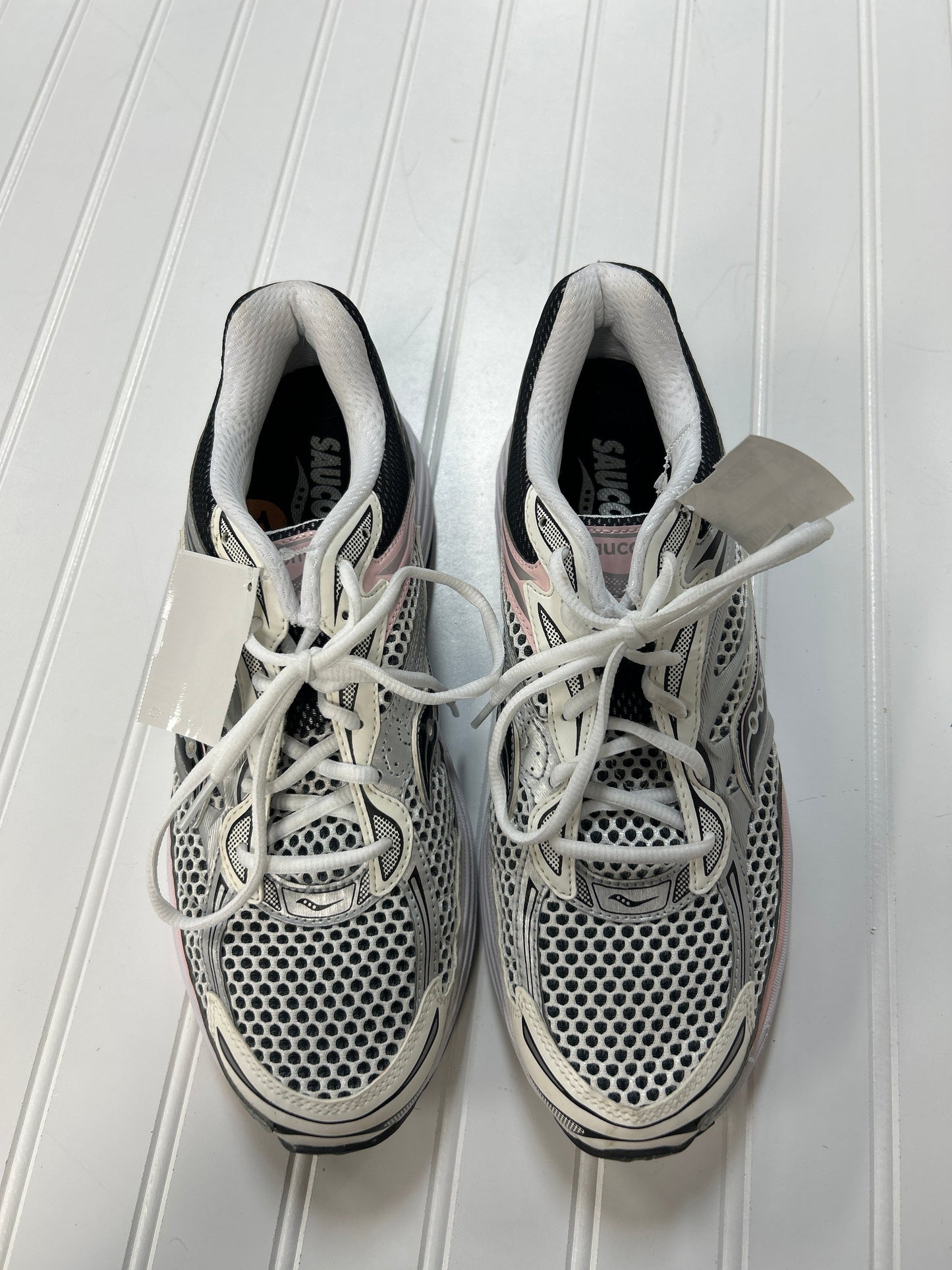 Shoes Athletic By Saucony In Pink & White, Size:11