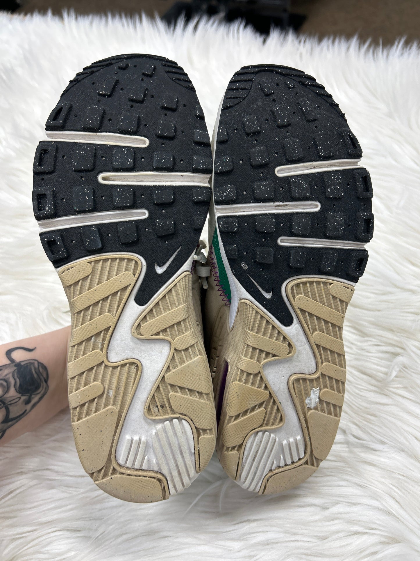 Shoes Athletic By Nike In White, Size:7