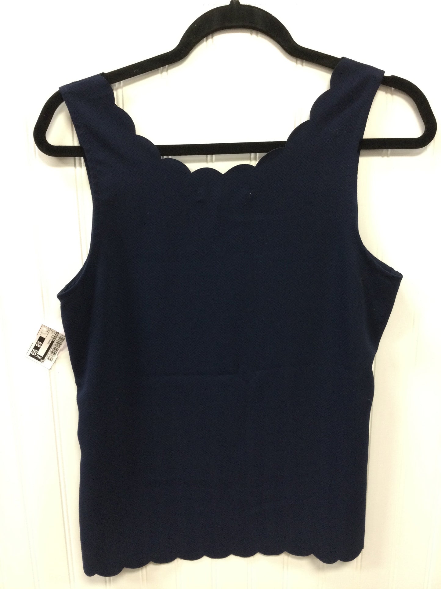 Top Sleeveless By Hawthorn In Navy, Size:M