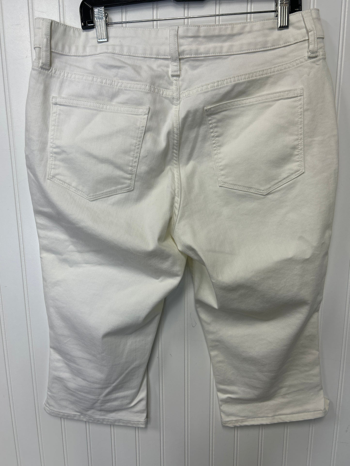 Capris By Cmc In White, Size:16