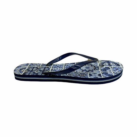 Sandals Flip Flops By Vera Bradley In Blue & White, Size:7