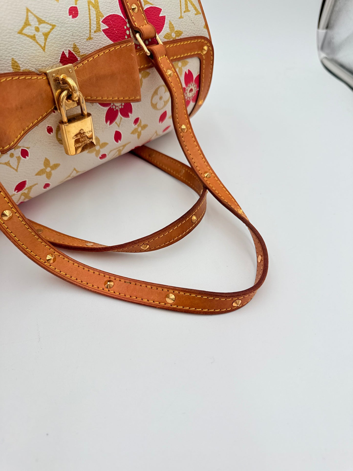 Handbag Luxury Designer By Louis Vuitton, Size: Small