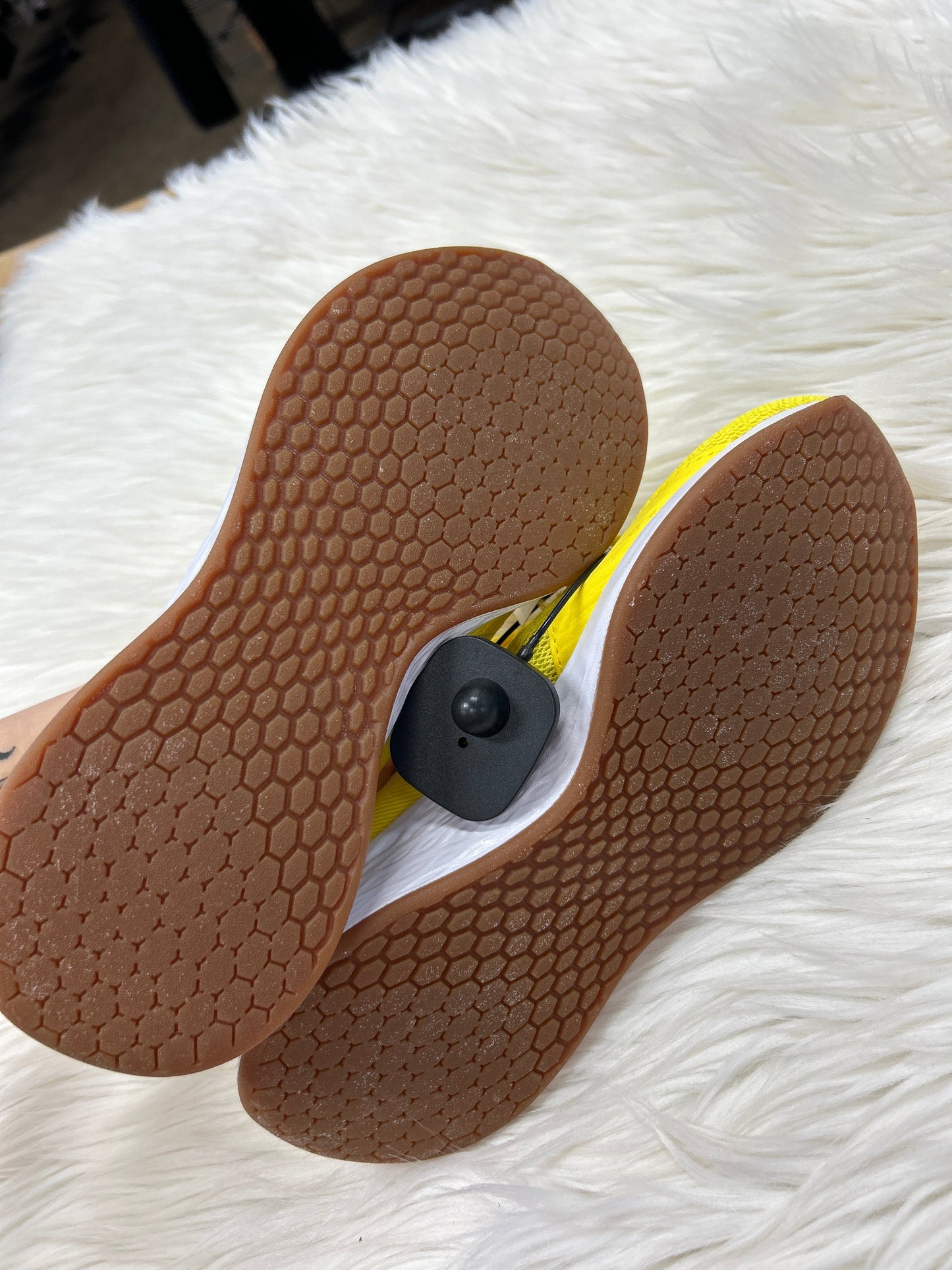 Shoes Athletic By New Balance In Yellow, Size:7.5 NEW