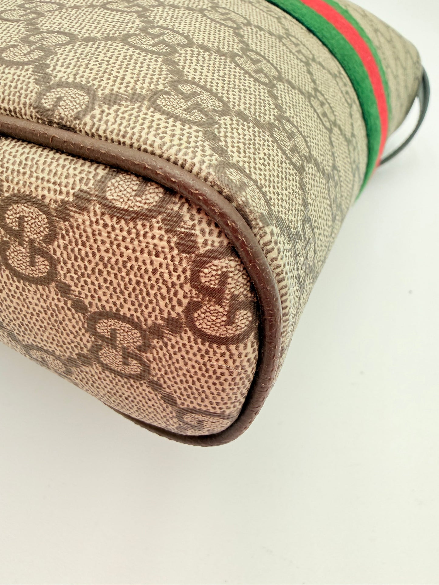 Crossbody Luxury Designer By Gucci In Tan, Size:Large